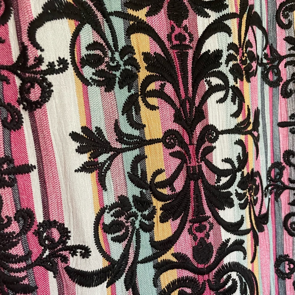 Multi Color Button Up 💜🩵🩷💛 - Picture 3 of 9